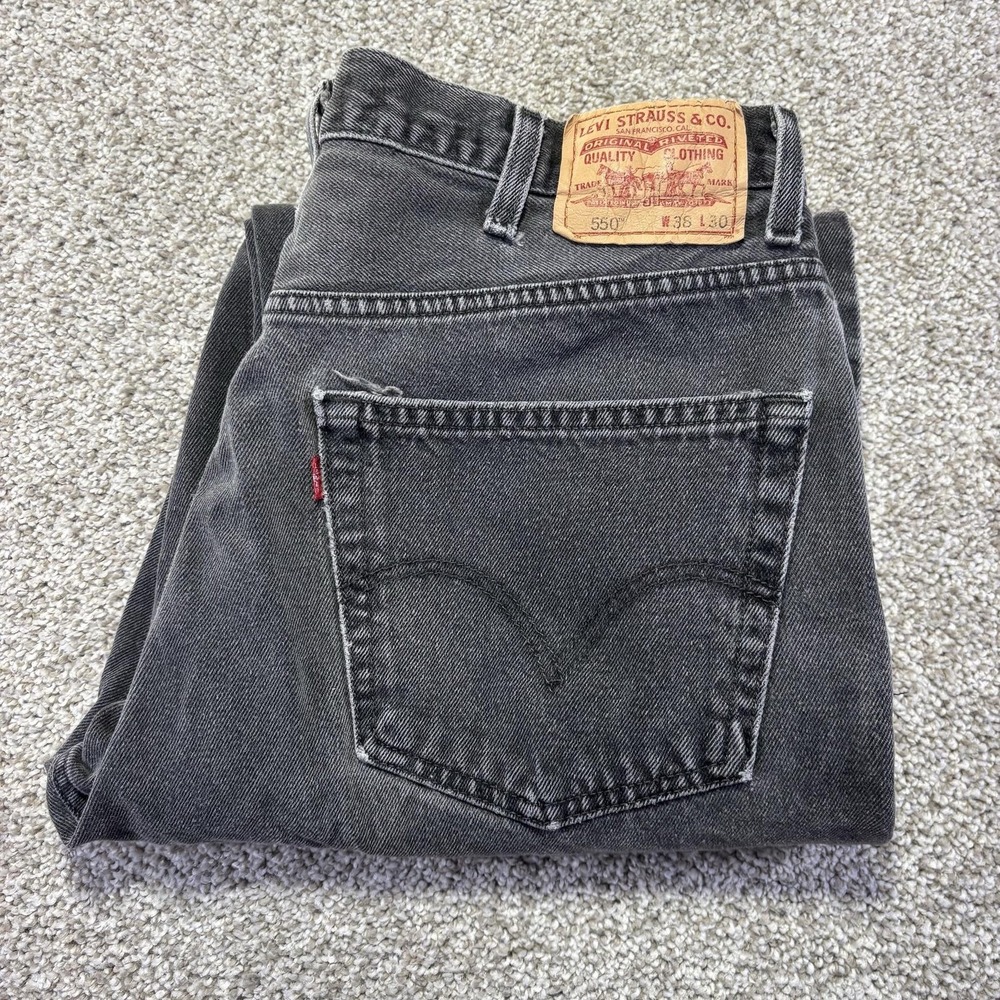 Levis 550 Jeans Mens 38x30 Gray Charcoal Wash Relaxed Fit Tapered Denim Pants